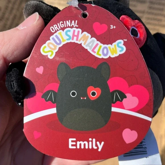 Original Squishmallow Keychain plush Emily the Bat February 2024 NWT clip mini - Picture 8 of 10